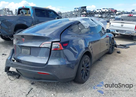 2022 Tesla Model Y Long Range Dual Motor All-Wheel Drive из США, поврежденный, VIN 7SAYGDEE8NF443194